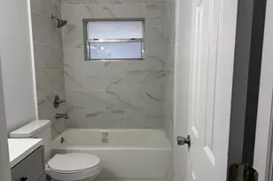 4730 NW 10th Ct, Plantation, FL 33313 - Photo 7