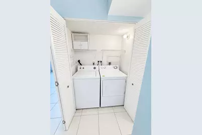 3253 NW 104th Avenue, Coral Springs, FL 33065 - Photo 5