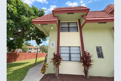 3253 NW 104th Avenue, Coral Springs, FL 33065 - Photo 15