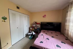 3013 N Oakland Forest Dr, Oakland Park, FL 33309 - Photo 13