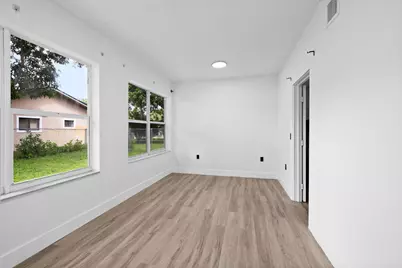 28 NE 165th Street, Miami, FL 33162 - Photo 11