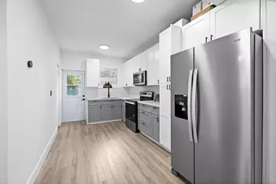 28 NE 165th Street, Miami, FL 33162 - Photo 17