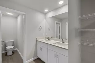 5622 SE Edgewater Cir, Stuart, FL 34997 - Photo 19