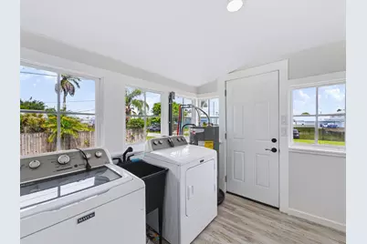 1566 NW 9th Avenue, Stuart, FL 34994 - Photo 27