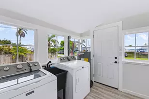 1566 NW 9th Ave, Stuart, FL 34994 - Photo 27