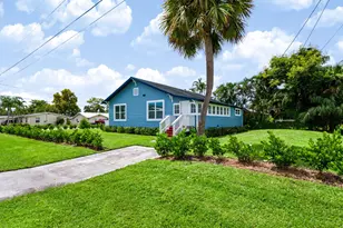 1566 NW 9th Ave, Stuart, FL 34994 - Photo 9