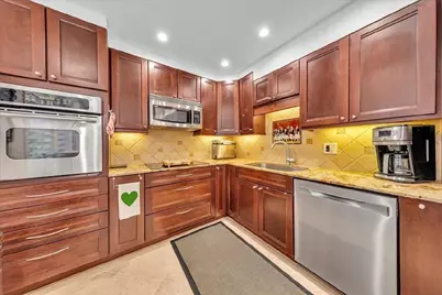 3505 Oaks Way #109, Pompano Beach, FL 33069 - Photo 3