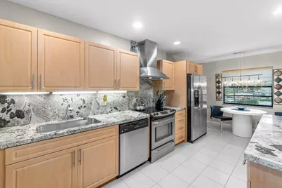 68 Eastgate Drive #D, Boynton Beach, FL 33436 - Photo 3