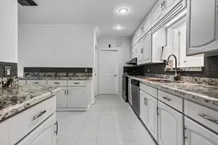 2317 NE 12th St, Fort Lauderdale, FL 33304 - Photo 13