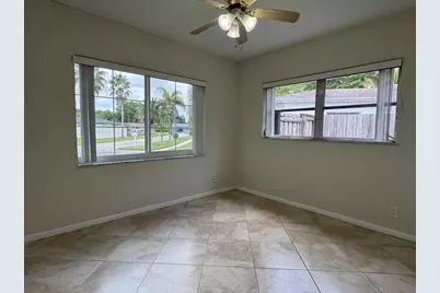 8306 NW 74th Terrace, Tamarac, FL 33321 - Photo 21