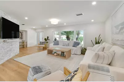 1091 Singer Drive, Singer Island, FL 33404 - Photo 5