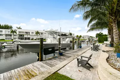 1091 Singer Drive, Singer Island, FL 33404 - Photo 41