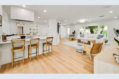 1091 Singer Drive, Singer Island, FL 33404 - Photo 17