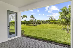 15860 Key Biscayne Ln, The Acreage, FL 33470 - Photo 31