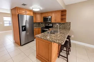 12027 SW 10th St, Miami, FL 33184 - Photo 5