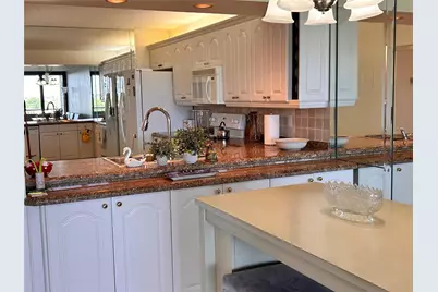 14 Royal Palm Way #605, Boca Raton, FL 33432 - Photo 13