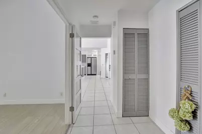 9341 Chelsea Drive S, Plantation, FL 33324 - Photo 3