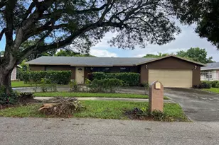 4214 Waverly Dr, West Palm Beach, FL 33407 - Photo 1