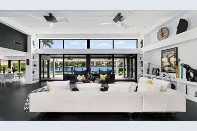201 Palm Trail, Delray Beach, FL 33483 - Photo 19