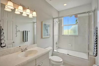 728 NE 7th Avenue, Fort Lauderdale, FL 33304 - Photo 23