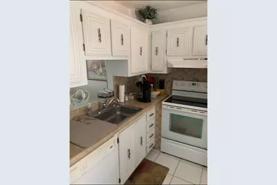 2801 Somerset Drive #407, Lauderdale Lakes, FL 33311 - Photo 15