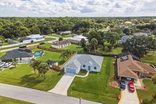 1946 SW Leafy Rd, Port Saint Lucie, FL 34953 - Photo 3