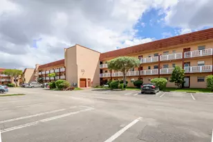 9350 Sunrise Lakes Blvd, Sunrise, FL 33322 - Photo 27