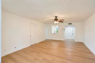 950 NW 80th Ave, Margate, FL 33063 - Photo 9