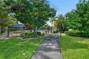 72 Conaskonk Cir, Royal Palm Beach, FL 33411 - Photo 51
