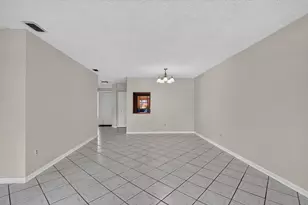 72 Conaskonk Cir, Royal Palm Beach, FL 33411 - Photo 25