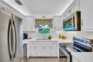 104 Royal Oak Dr, Vero Beach, FL 32962 - Photo 5