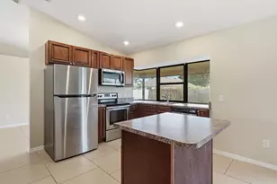 682 SW Jacoby Ave, Port Saint Lucie, FL 34953 - Photo 29