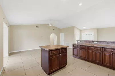 682 SW Jacoby Avenue, Port Saint Lucie, FL 34953 - Photo 5