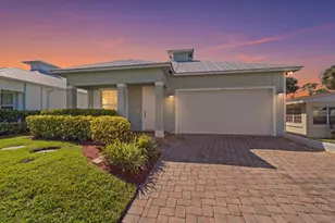 962 SW 27th St, Palm City, FL 34990 - Photo 1