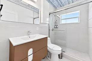 2630 NE 22nd St, Pompano Beach, FL 33062 - Photo 15