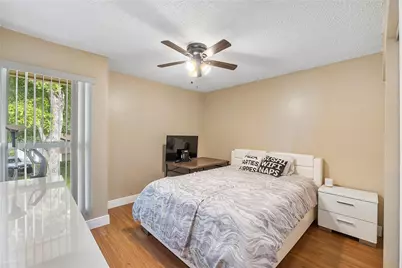 845 NW 80th Terrace #6, Plantation, FL 33324 - Photo 11