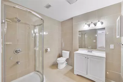 845 NW 80th Terrace #6, Plantation, FL 33324 - Photo 7