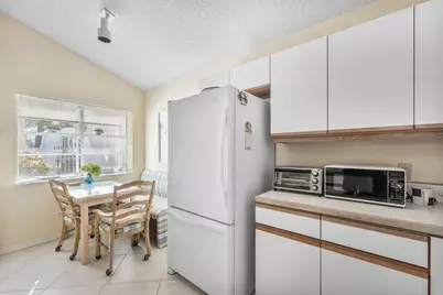 12 Elgin Lane, Palm Beach Gardens, FL 33418 - Photo 9
