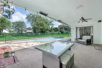 102 Sevilla Avenue, Royal Palm Beach, FL 33411 - Photo 45