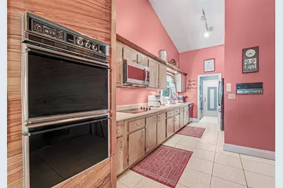 102 Sevilla Avenue, Royal Palm Beach, FL 33411 - Photo 23