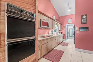 102 Sevilla Ave, Royal Palm Beach, FL 33411 - Photo 23