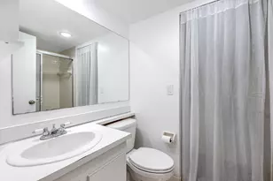 124 Lake Arbor Dr, Palm Springs, FL 33461 - Photo 13