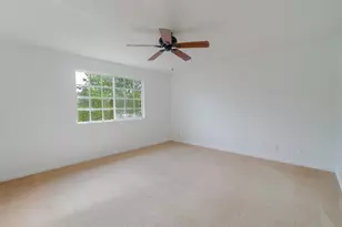 1035 Imperial Lake Rd, West Palm Beach, FL 33413 - Photo 13