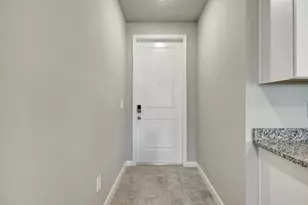 5764 SE Edgewater Cir, Stuart, FL 34997 - Photo 5