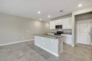 5764 SE Edgewater Cir, Stuart, FL 34997 - Photo 7