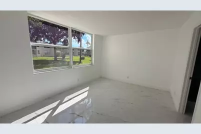 9 Willowbrook Lane #102, Delray Beach, FL 33446 - Photo 9