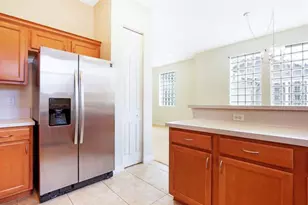 880 Millbrae Ct, West Palm Beach, FL 33401 - Photo 17