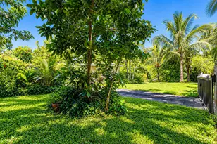 639 Madeline Ct, West Palm Beach, FL 33413 - Photo 3