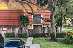 9901 NW 6th Pl, Plantation, FL 33324 - Photo 1