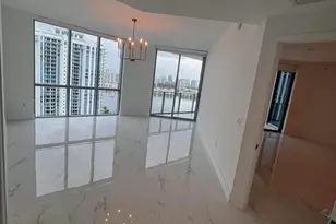 17111 Biscayne Blvd, North Miami Beach, FL 33160 - Photo 11